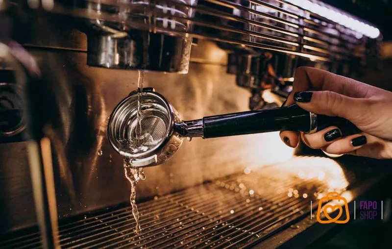 راهنمای جامع آموزش و زمان‌بندی تمیز کردن و سرویس دستگاه اسپرسوساز خانگی