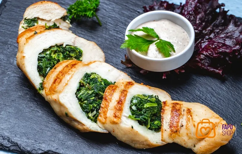 چرا چیکن پارمزان با ذائقه ایرانی‌ها سازگار است؟