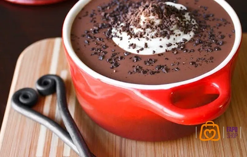 ۸. سوپ شکلات: انتخابی دلپذیر برای دوستداران شکلات