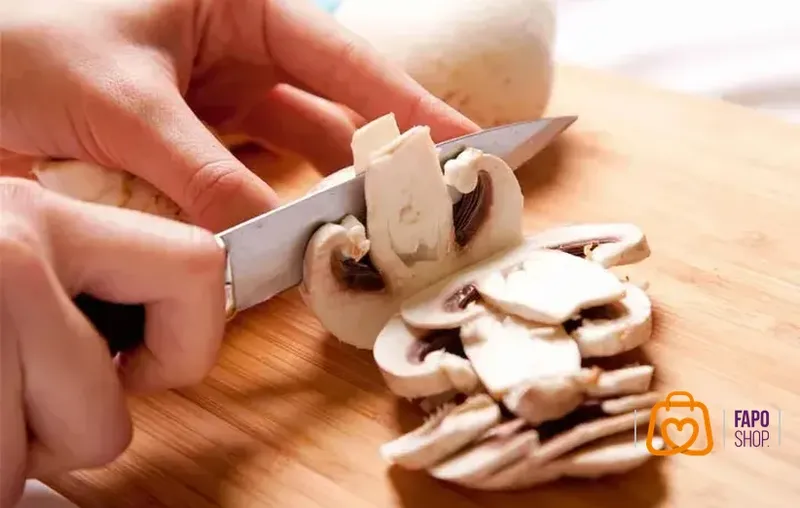  مواد لازم برای تهیه سوپ قارچ کلاسیک