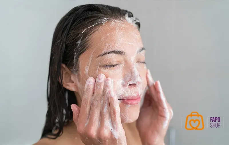  جلوگیری از دست زدن یا کندن زخم