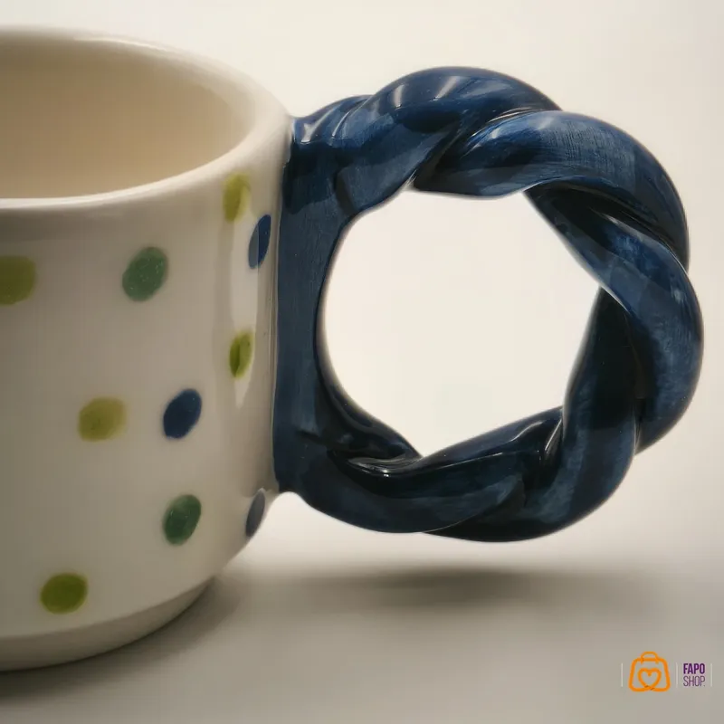 ماگ دست ساز پینترستی طرح توپ بزرگ