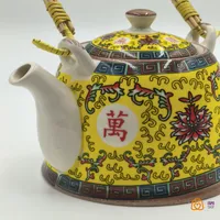 قوری سرامیکی وارداتی با دسته بامبو